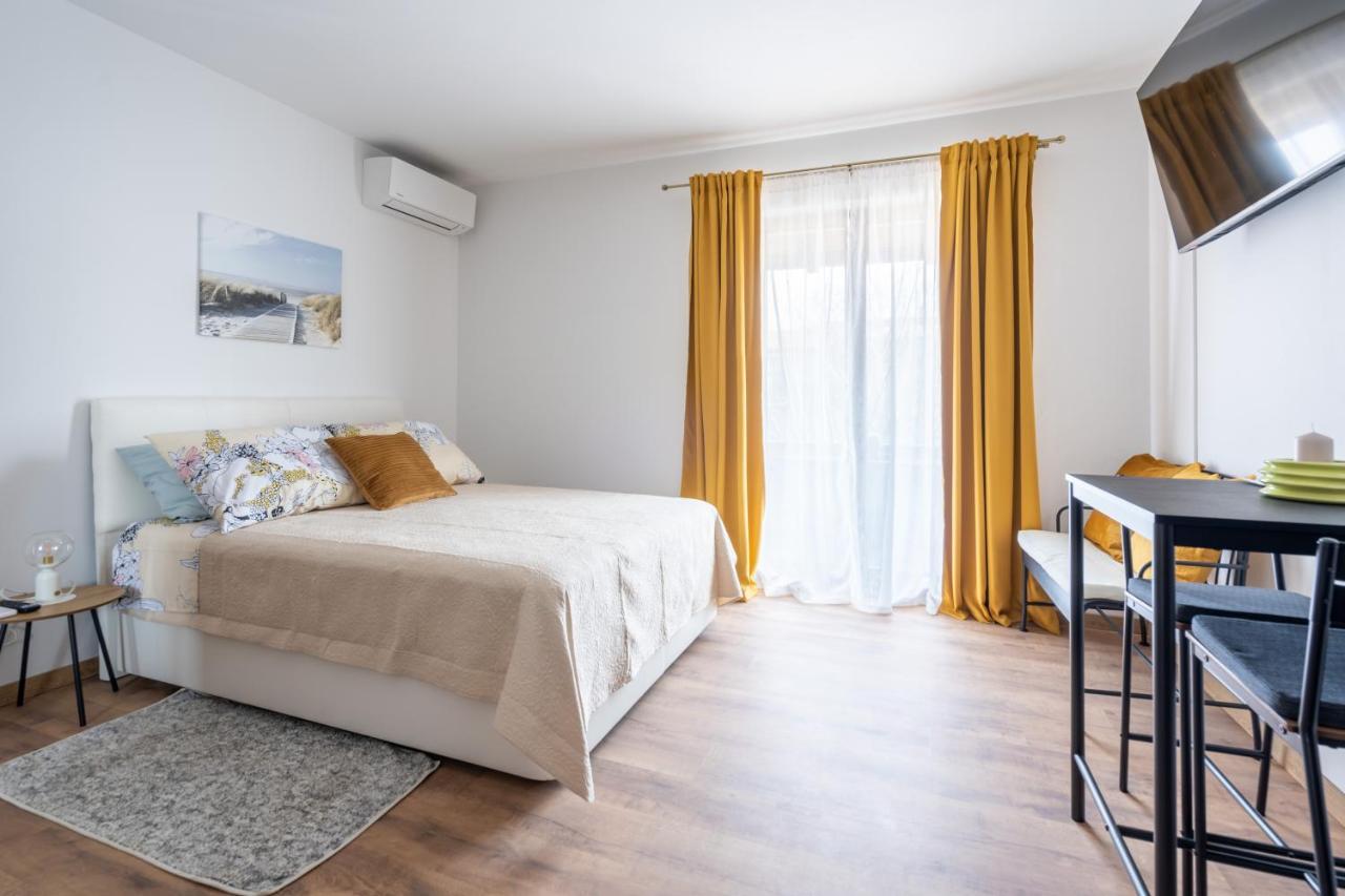 Alto 1 Studio Apartment Rovinj Eksteriør bilde